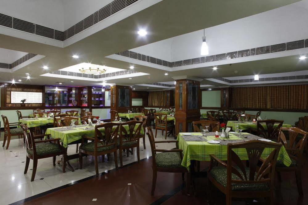 Mayura Residency Guruvāyūr Exterior foto